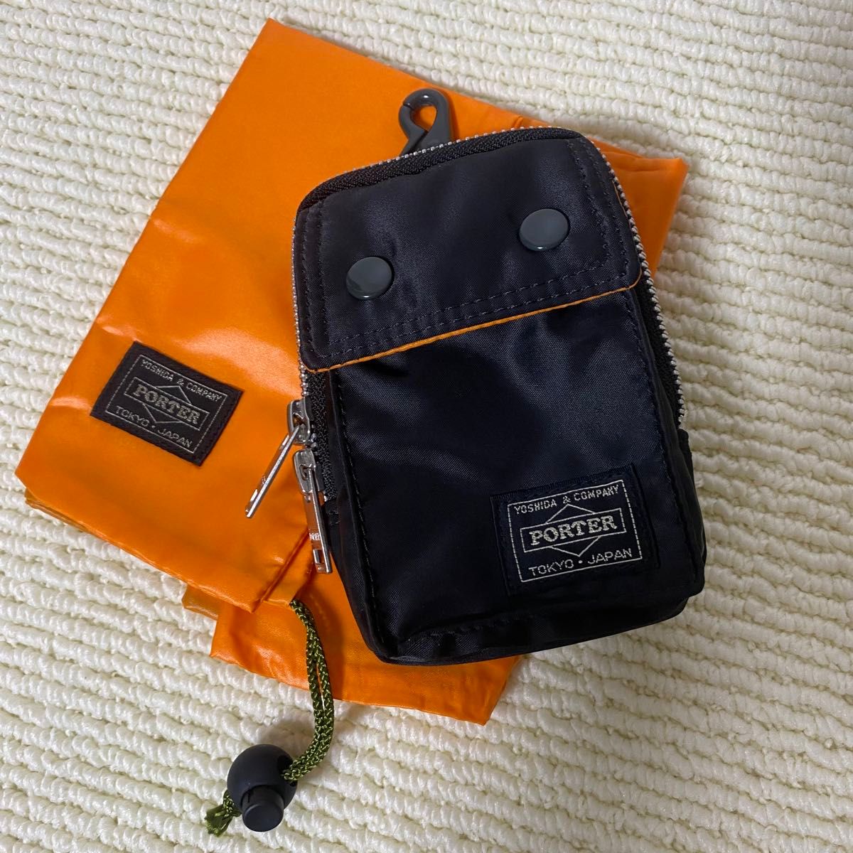 未使用級 現行品 PORTER ポーター タンカー モバイルポーチ トラベル
