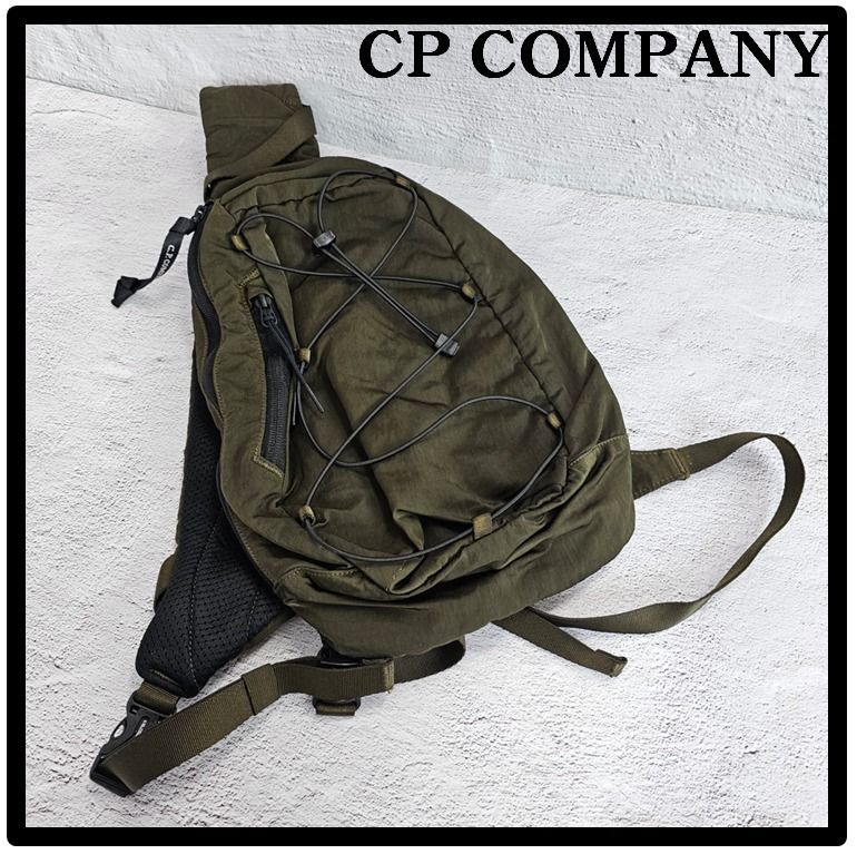 ☆関税込☆CP COMPANY☆ナイロン スリングバッグ クロスバッグ☆ (C.P.