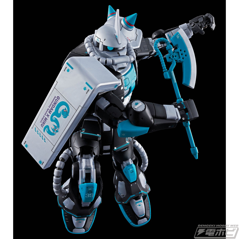 初音ミクをイメージした「RG RX-78-2 ガンダム Ver.2.0」と「RG MS-06S