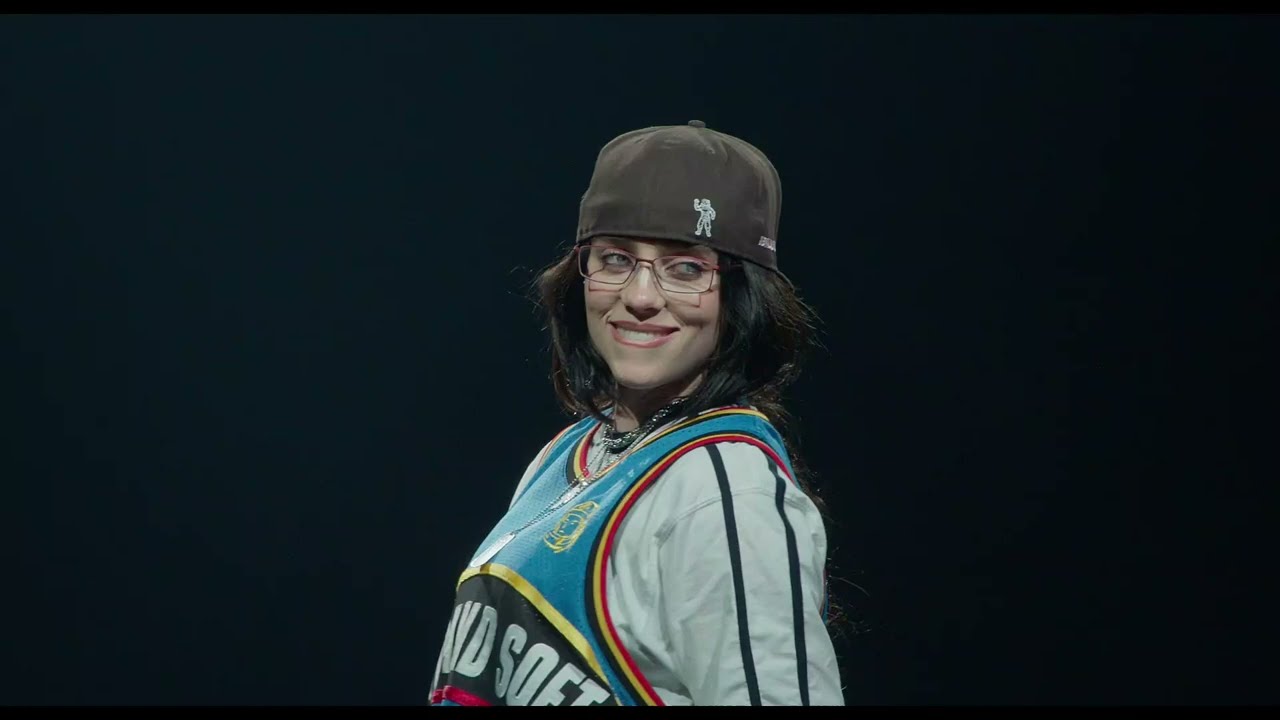 世界が熱狂したライブを劇場で！『ビリー・アイリッシュ - HIT ME HARD