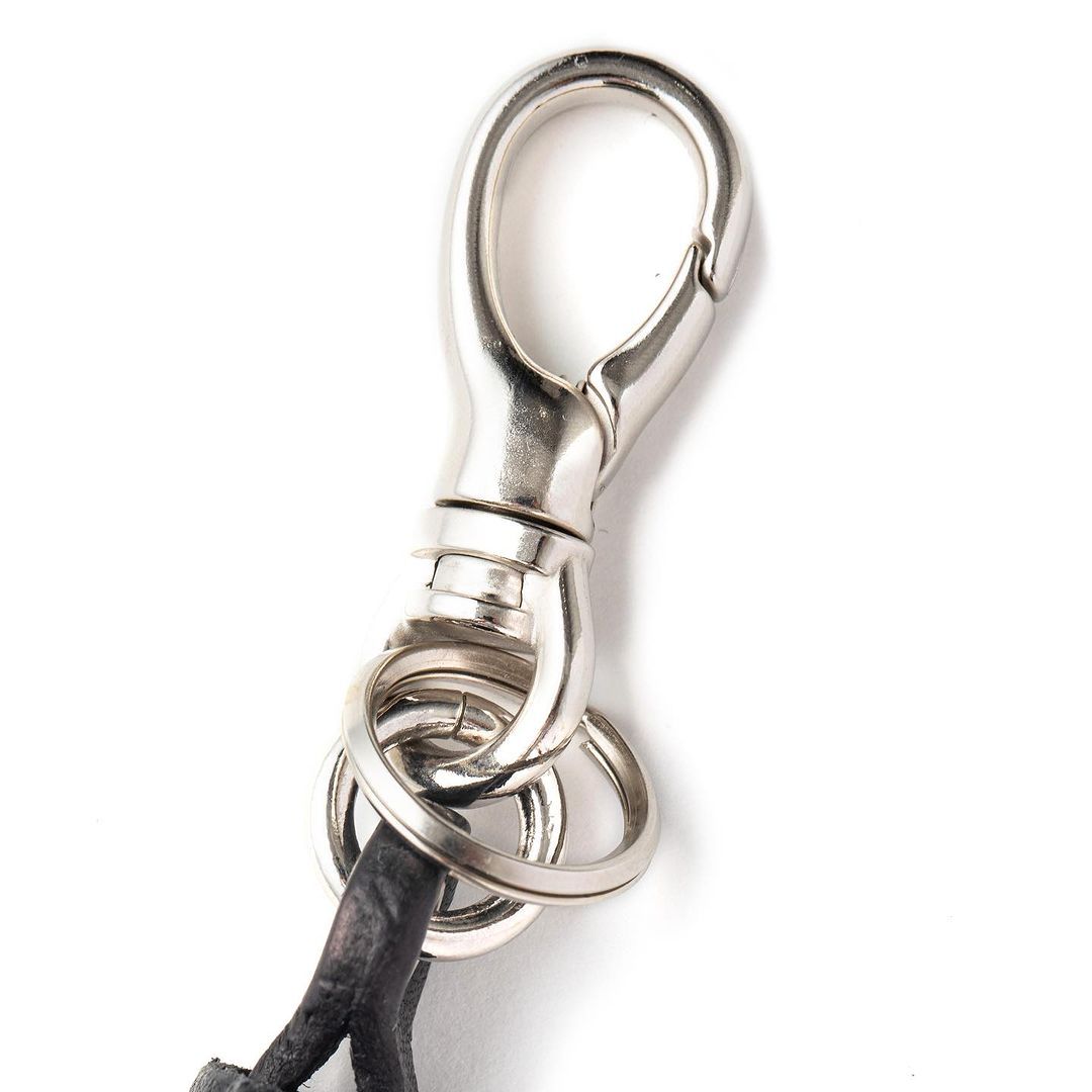 大人気 CALEE キーリング 即完モデル CALEE - LEATHER TASSEL KEY RING (BLACK) / スタッズ & タッセル