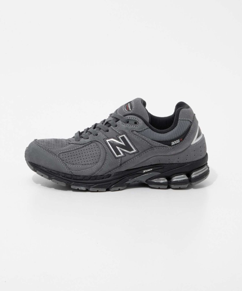 ニューバランス New Balance M2002REH スニーカー メンズ シューズ