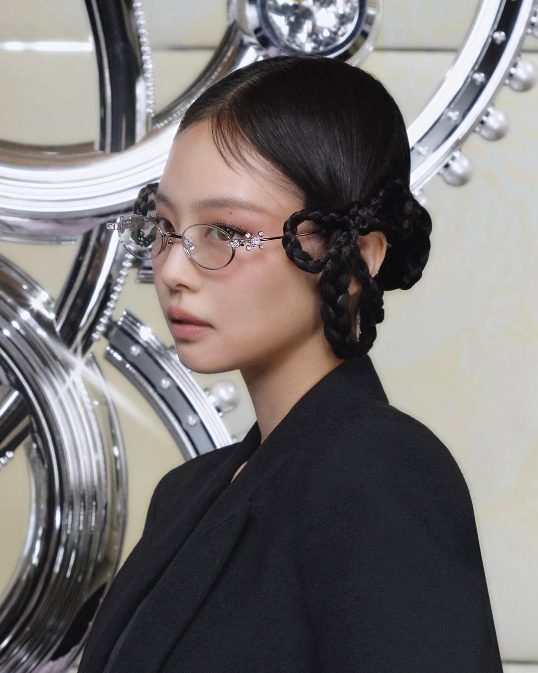 GENTLE MONSTER 2025 JEWELRY COLLECTIONを記念したポップアップに訪れ