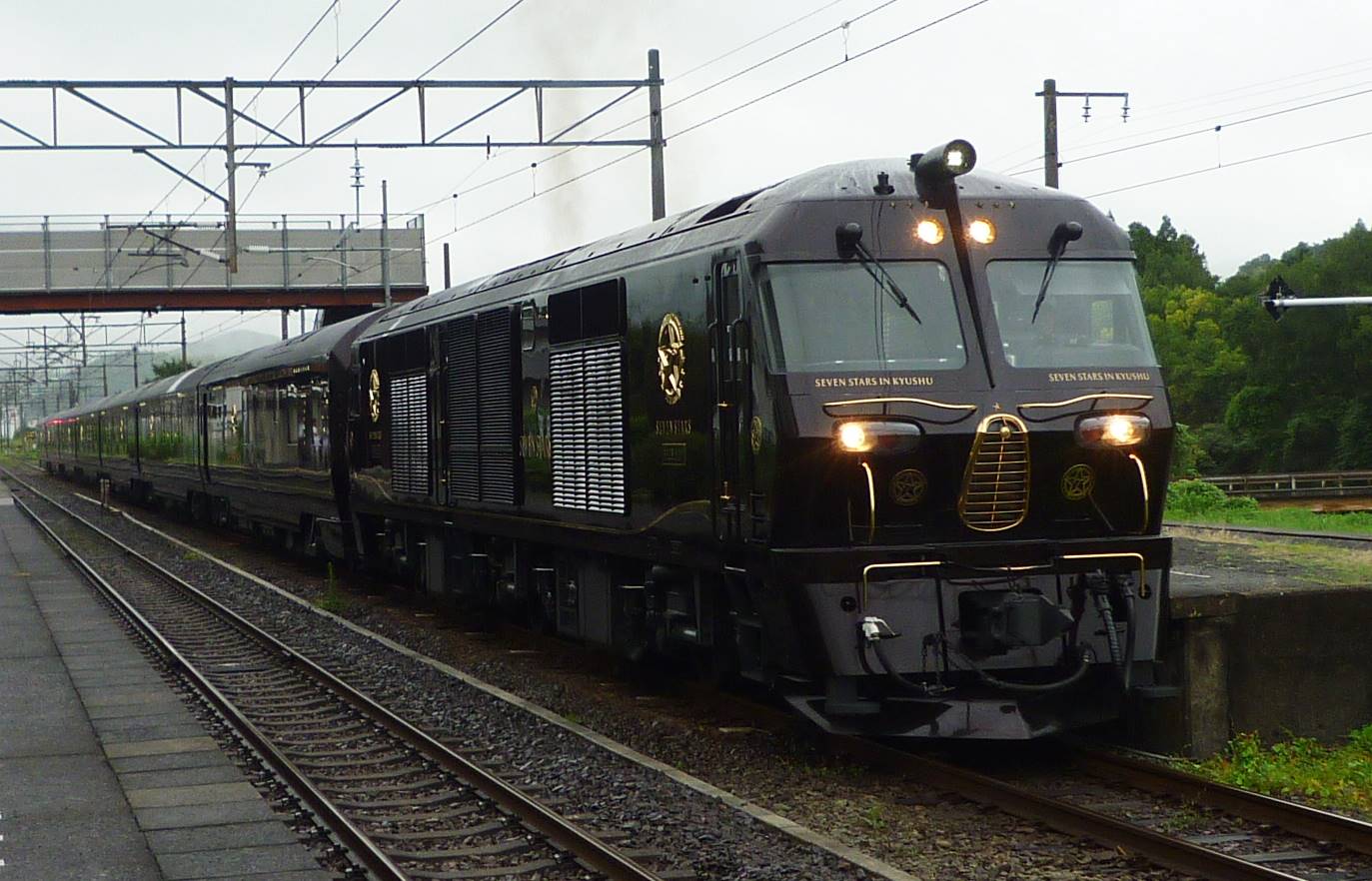 番外 従来の貸切車を改造しました車です、JR九州バス、西工92MC