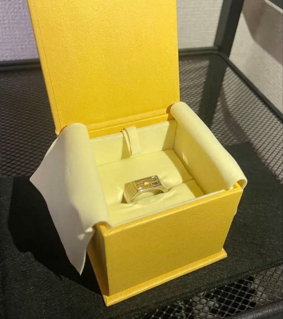FENDI バゲットリング FENDI（フェンディ） リング BAGUETTE バゲット 8AH813 W2Y レディース