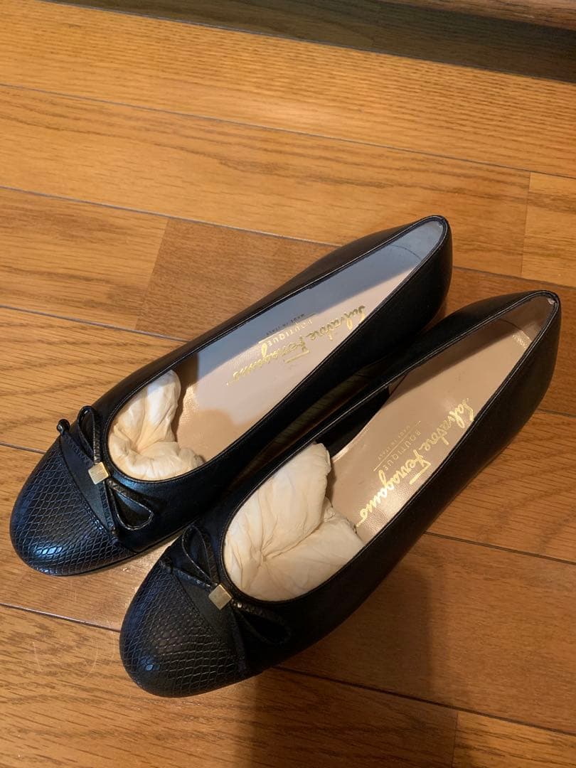 Salvatore Ferragamo フラットシューズ　サイズ7