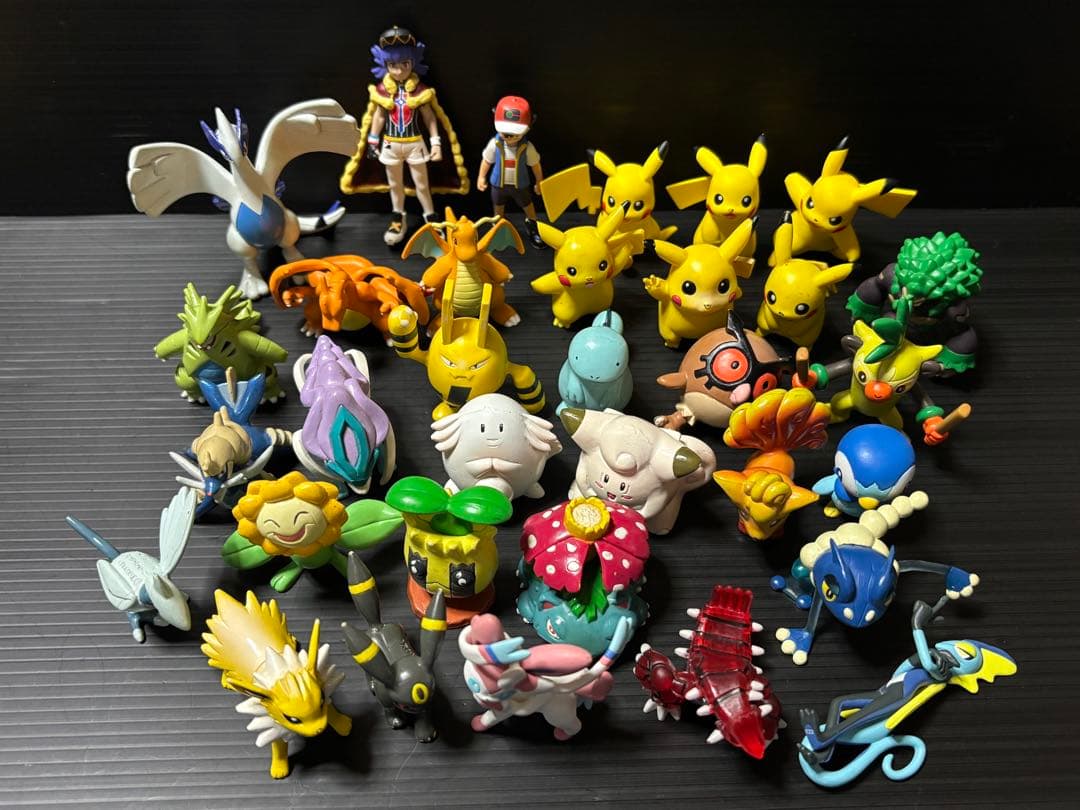 ポケモン　モンコレ 33個セット　TOMY