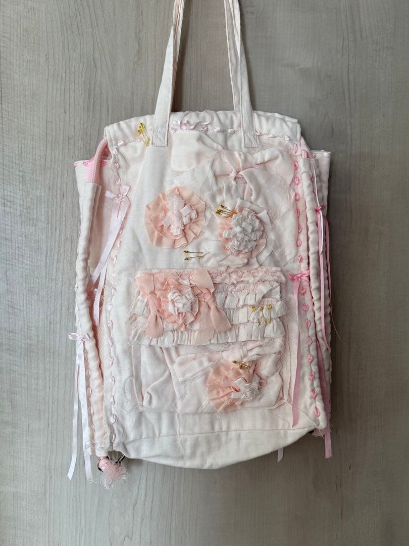 ケイスケカンダ　punkの花咲くガーゼリュック　ピンク STATE x LoveShackFancy Kane Double Pocket