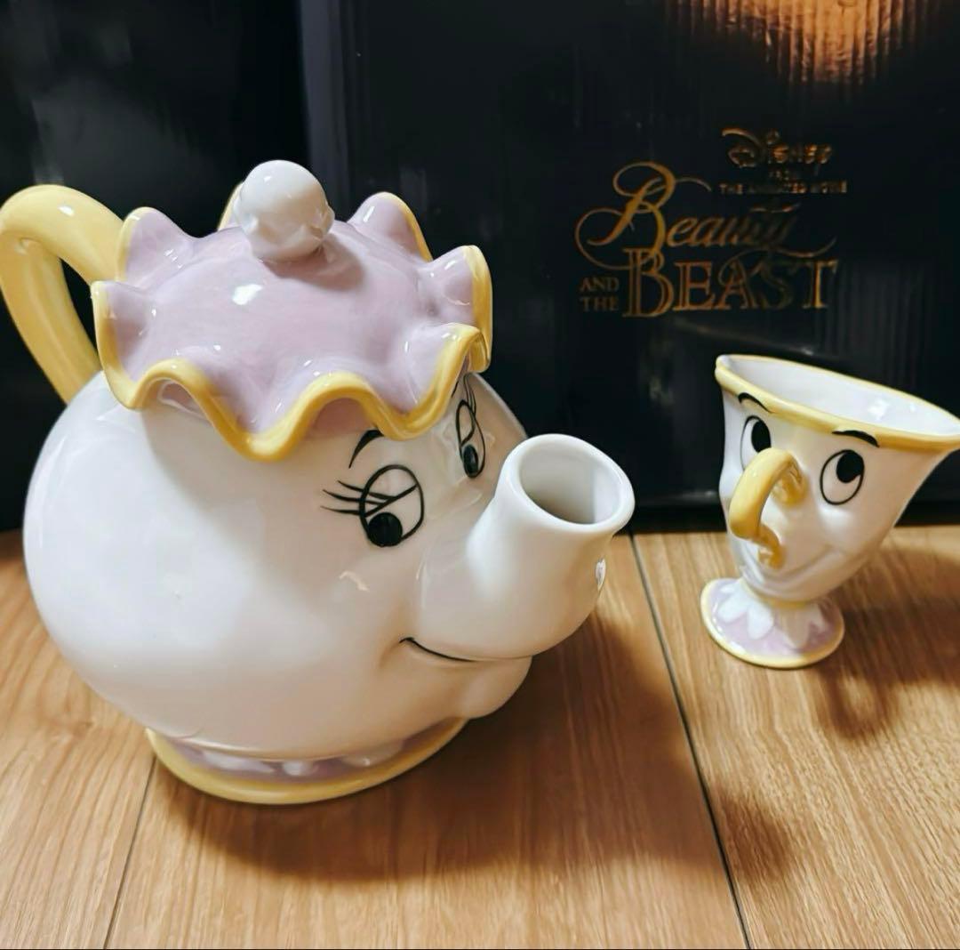 【メーカー完売】ディズニー　ポット夫人　チップ　ティーセット