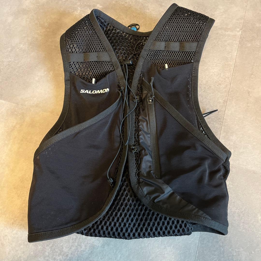 美品　SALOMON アクティブスキン4リットルSサイズ SALOMON（サロモン） トレラン バックパック 4L リュック トレイル