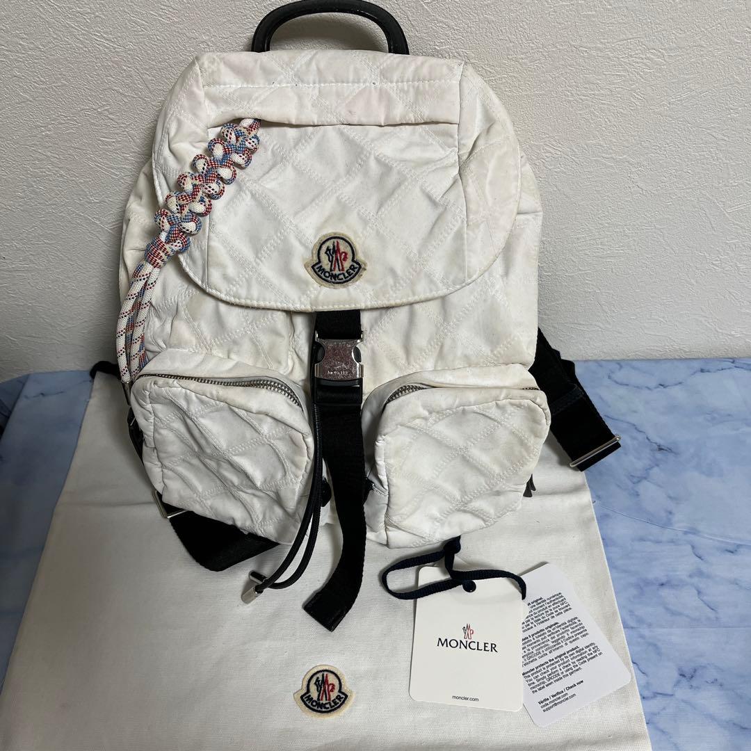 MONCLER DAPHINE LARGEキルティングリュックナイロン保存袋付