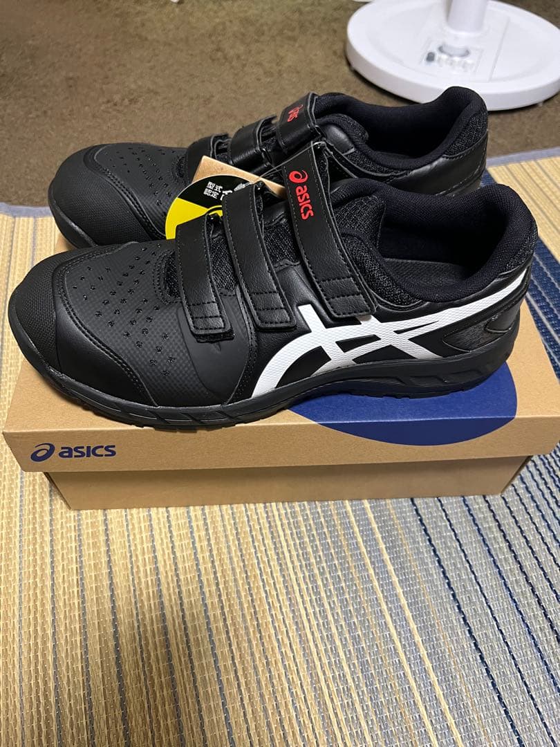 新品 アシックス asics WINJOB CP112 安全靴 黒 27cm ウィンジョブ ASICS CP112 001 ブラック×ホワイト アシックス ウィン