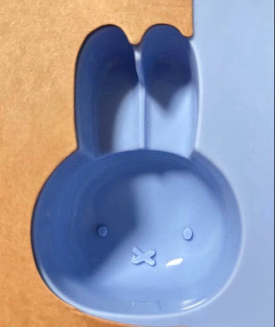 新品】黒ミャクミャク 這い型 ぬいぐるみ S 寝そべり 黒ミャク