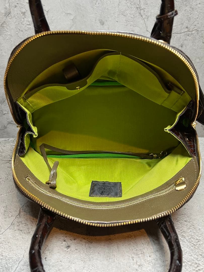 A.D.M.J. ダークブラウン ハンドバッグ - メルカリ