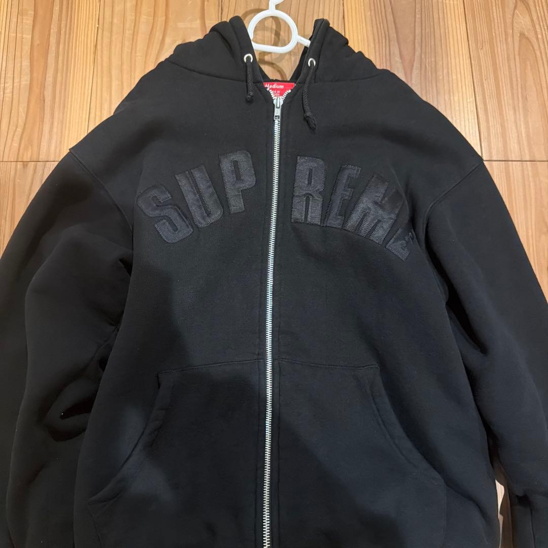 supremeジップパーカー黒 ブランド古着】ジップパーカー（パーカー）｜Supreme（シュプリーム