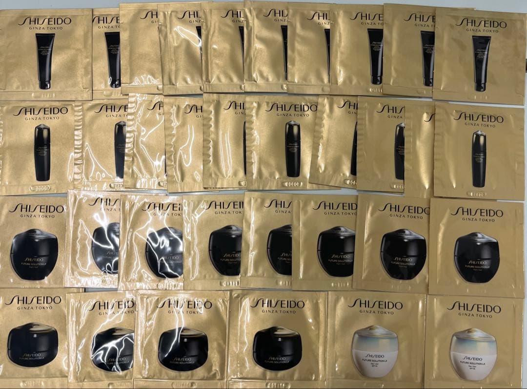 SHISEIDO フューチャーソリューション LX トライアルセット　新品 免税店限定商品｜SHISEIDO｜フューチャーソリューション LX デイ