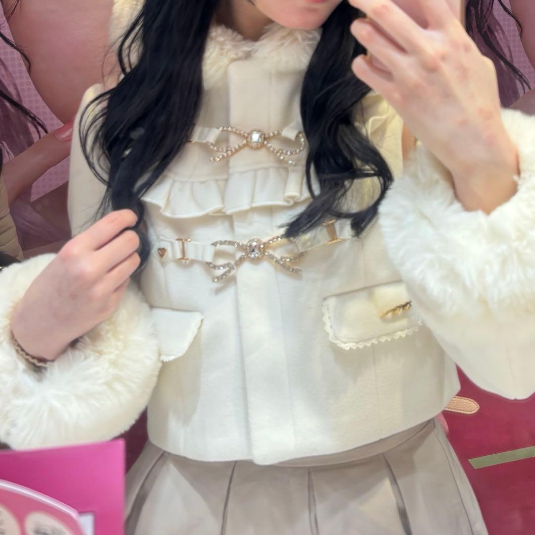 LIZLISA ショートコート ホワイト サイドハートバックルAラインコート ｜ LIZ LISA（リズリサ）公式通販