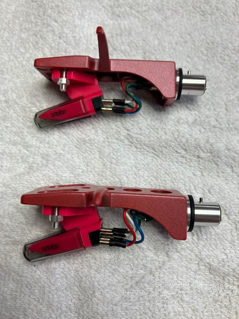 DJ機材 ortofon om scratch Amazon.com: Ortofon OM Scratch White premount on headshell