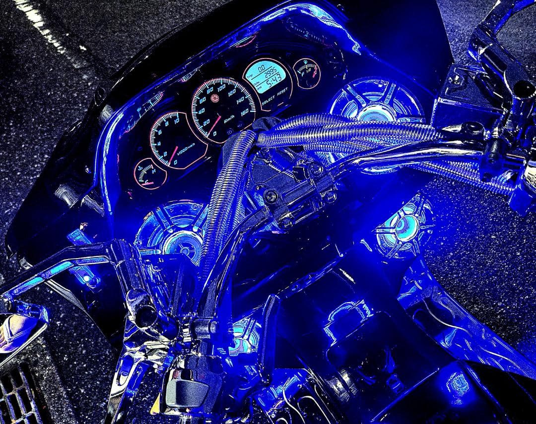 爆光ブルーネオンLED　 4インチ スピーカー　カバー　スポーク メッキグリル 爆光ブルーネオンLED 4インチ スピーカー カバー スポーク メッキ