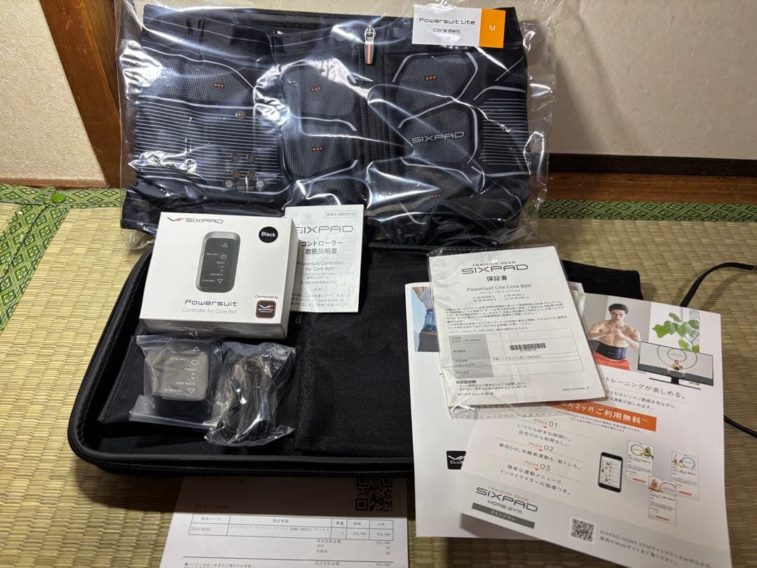 【極上美品】SIXPAD シックスパッド コアベルトMサイズ