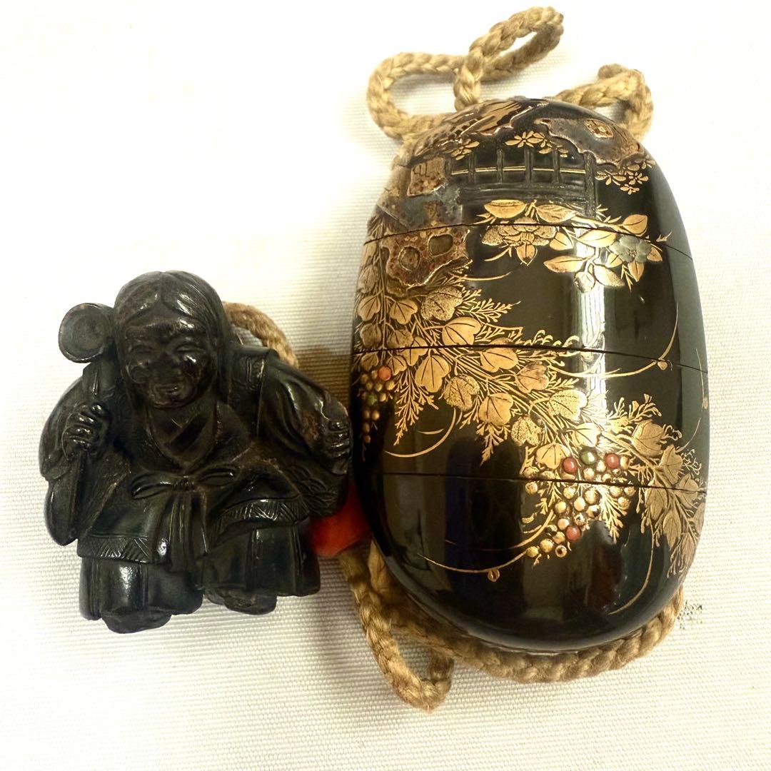 時代物　秋草蒔絵　象嵌細工　印籠　根付