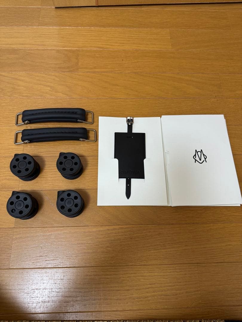 新品未使用品　クラシックキャビン用ホイール、ハンドル、タグ 楽天市場】リモワ クラシック キャビンsの通販