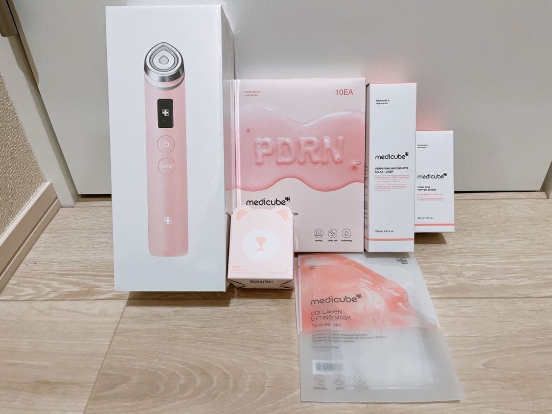 【新品未開封】medicube AGE-R BOOSTER PRO 美顔器